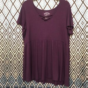 Excellent condition torrid blouse with cross cross